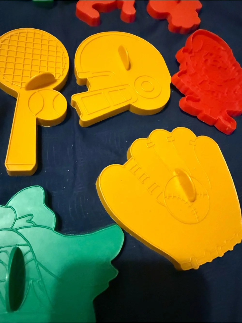 Vintage Plastic Cookie Cutters Lot 22 wilton,hallmark 1970s 1980s plastic